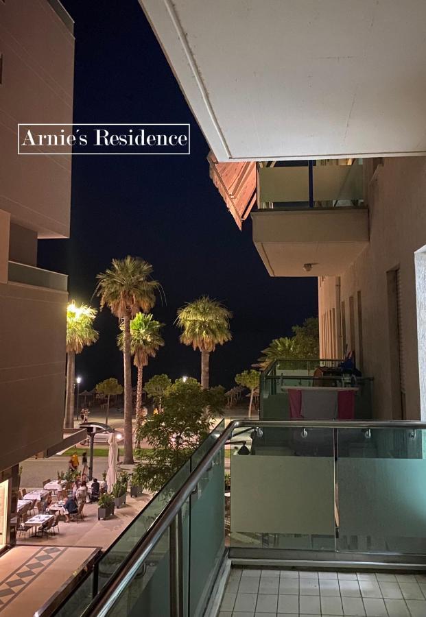 Arnie'S - Seaside Promenade Residence Vlore Ngoại thất bức ảnh